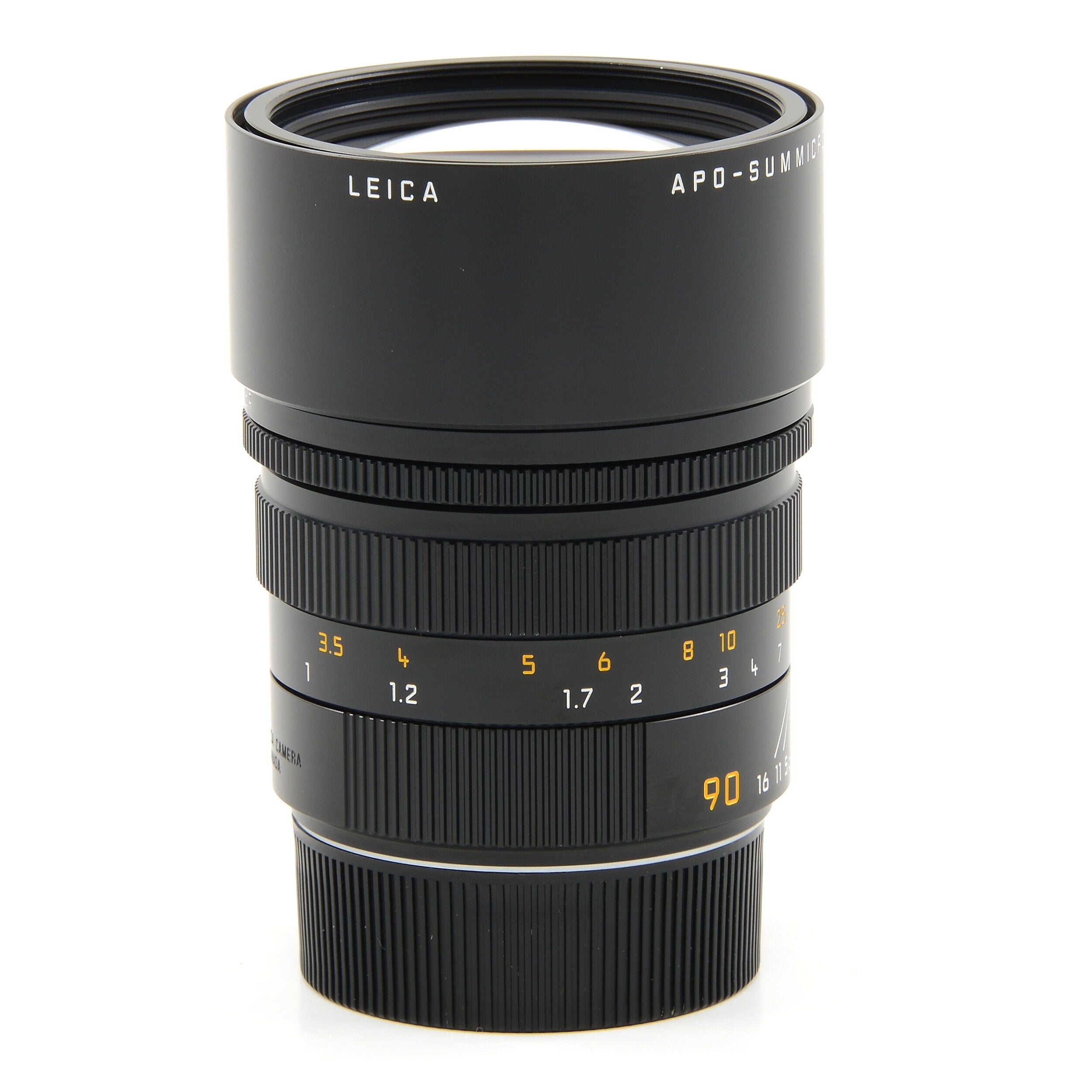 Leica 90mm f2 APO-Summicron-M ASPH "MFD. IN CANADA"
