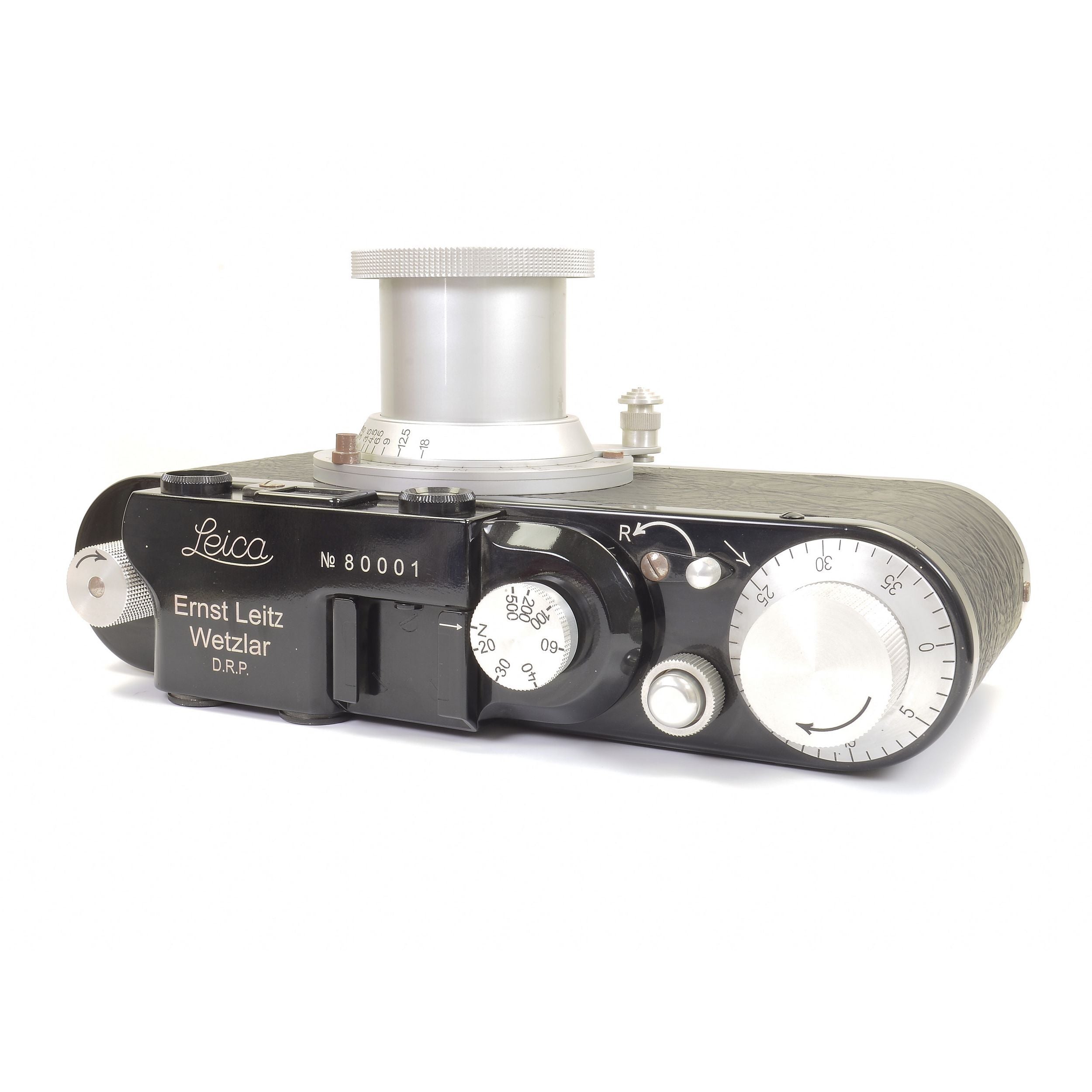 Oversized Leica II Display Camera