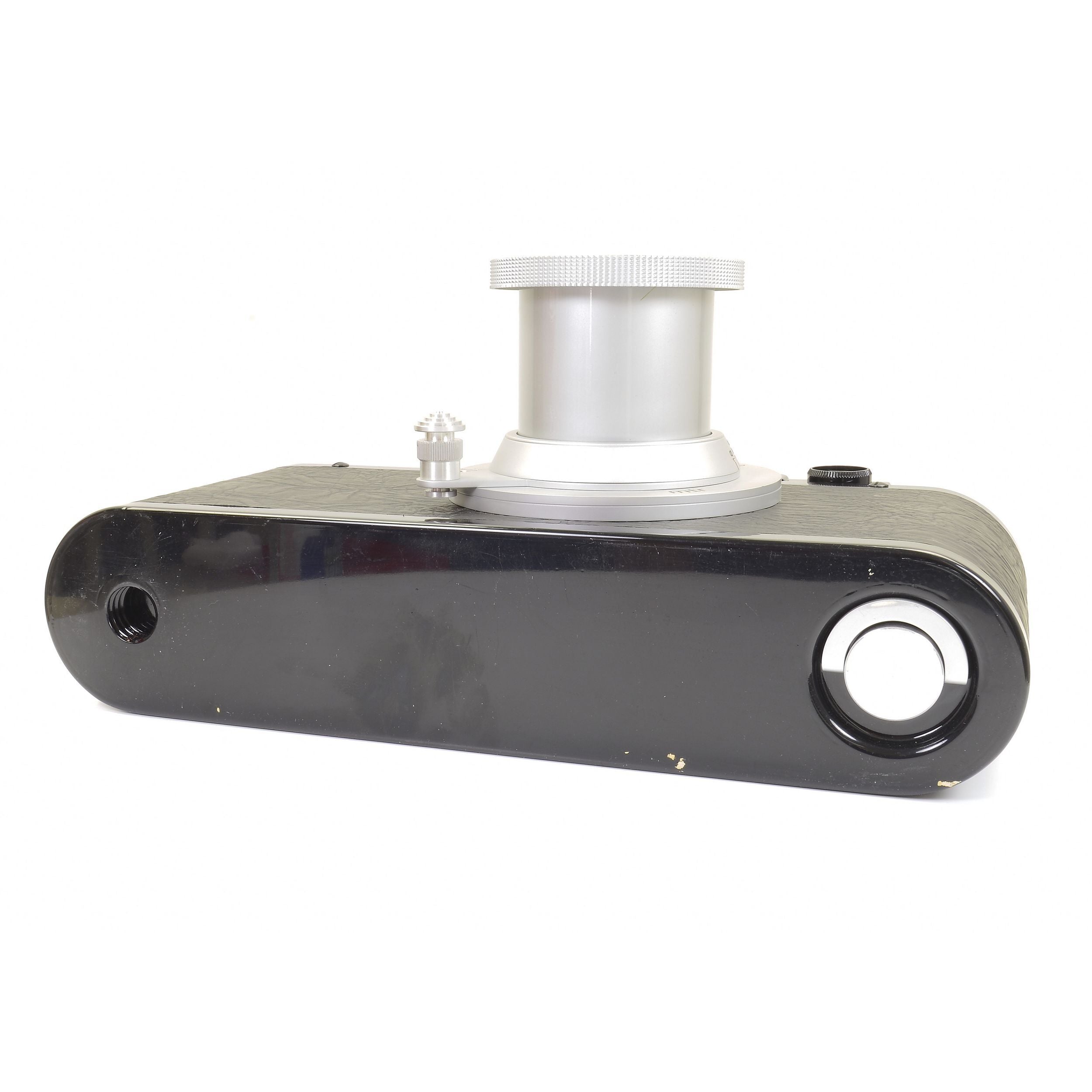 Oversized Leica II Display Camera