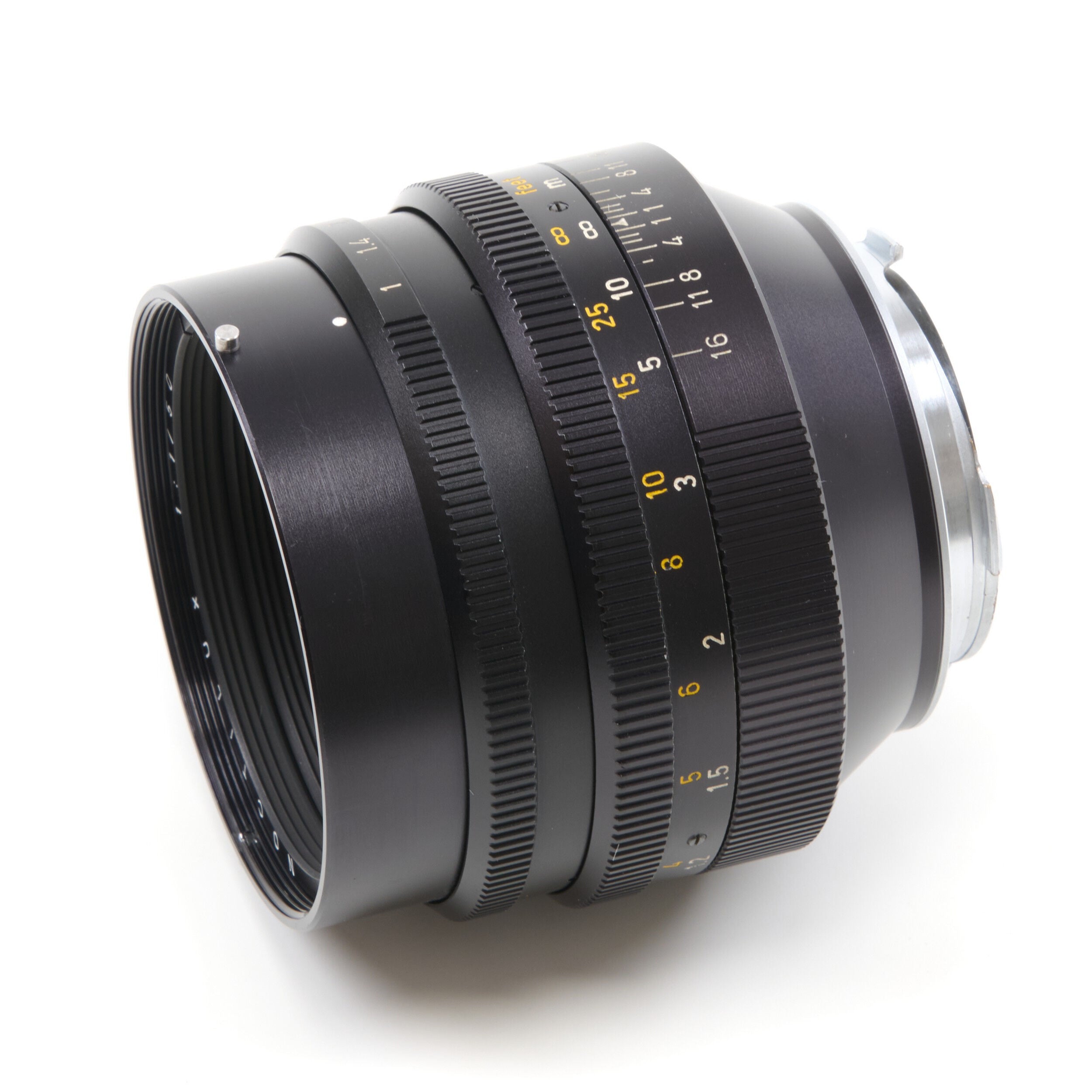 Leitz 50mm f1 Noctilux E58 + 12519 Zonnekap 2e Batch + Doos
