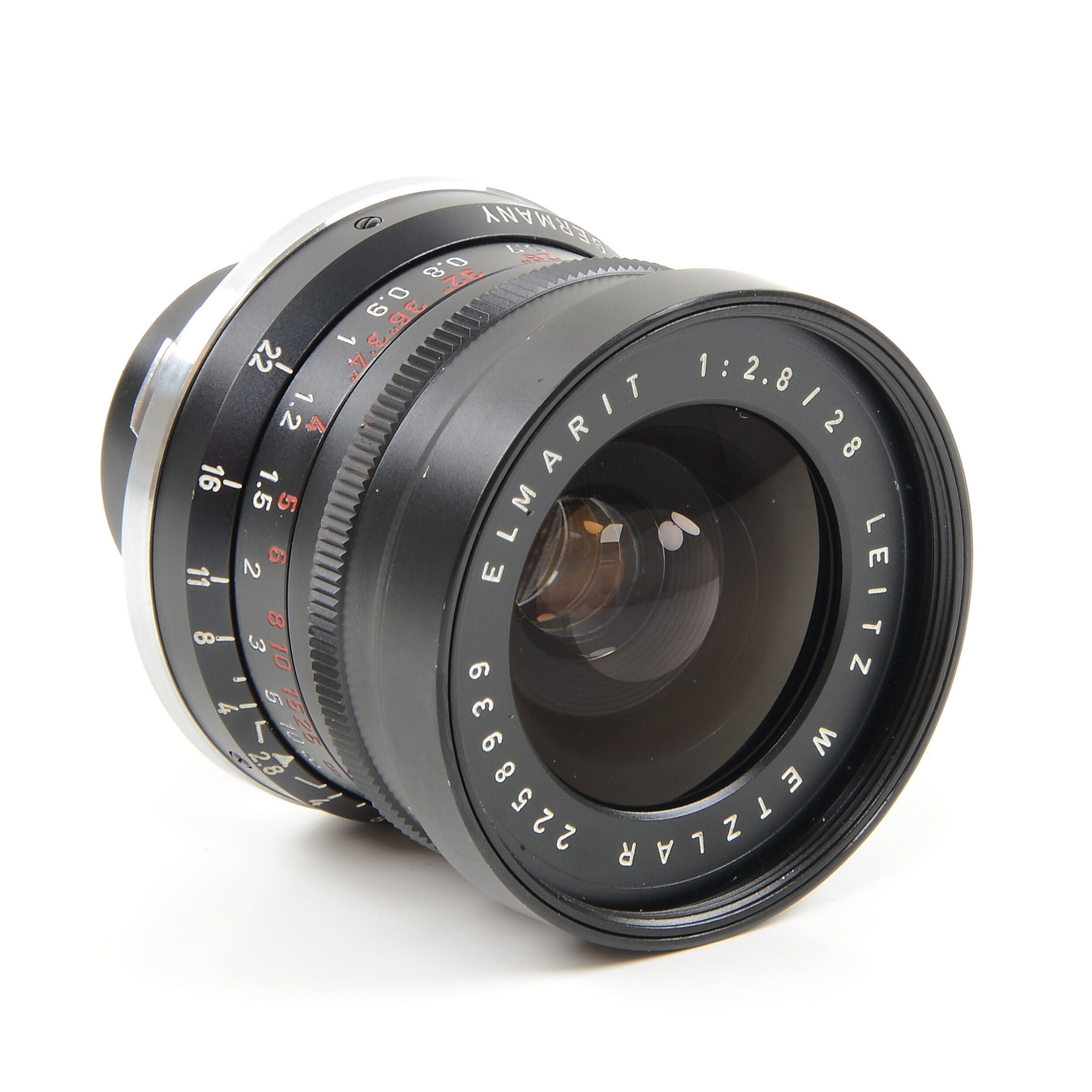 Leitz 28mm f2.8 Elmarit 9 Element zwarte verfstopper Wetzlar Zeer laat uit batchnummer